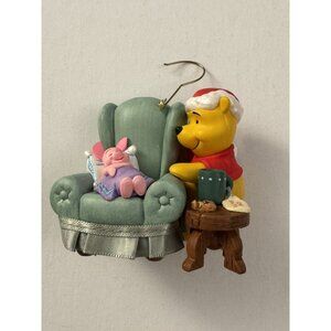 2009 Hallmark Ornament Waiting Up For Santa Winnie the Pooh Piglet MM12
